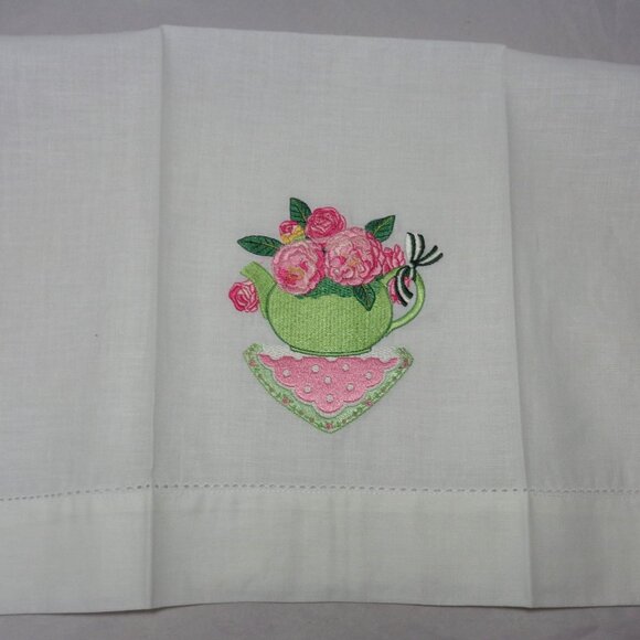 2 Sandy Clough Ramie & Cotton Embroidered Teapot and Roses Tea Towels NWOT - Picture 3 of 5